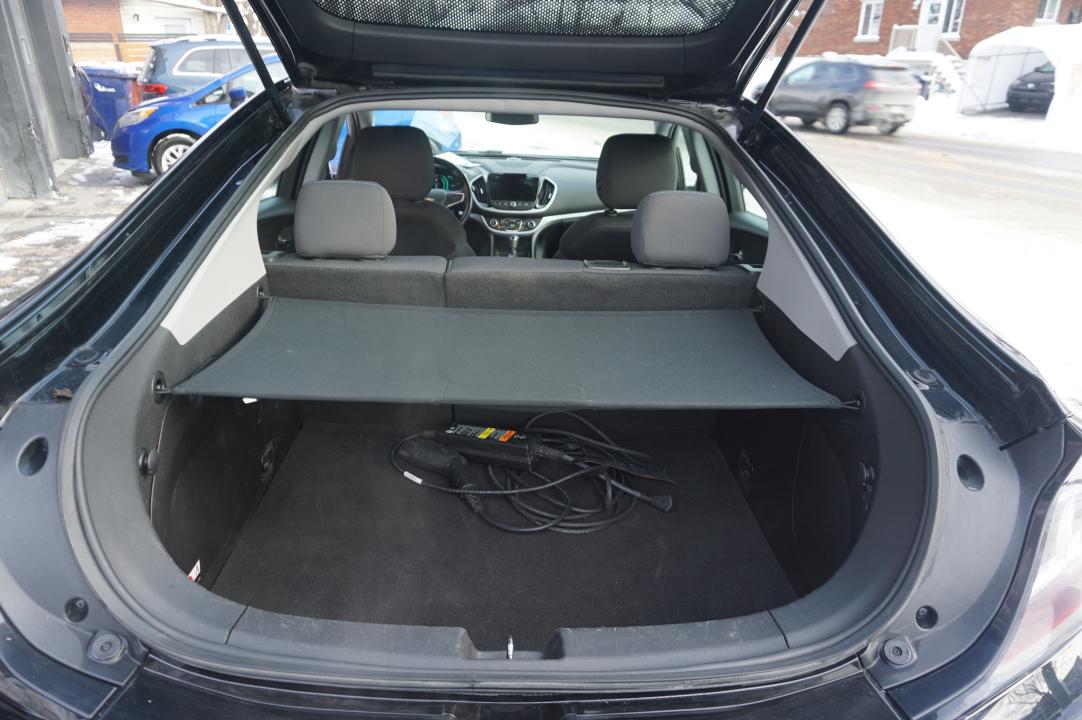 2018 Chevrolet Volt LT HYBRID HATCHBACK FULLY LOADED CAMERA MAGS Image principale