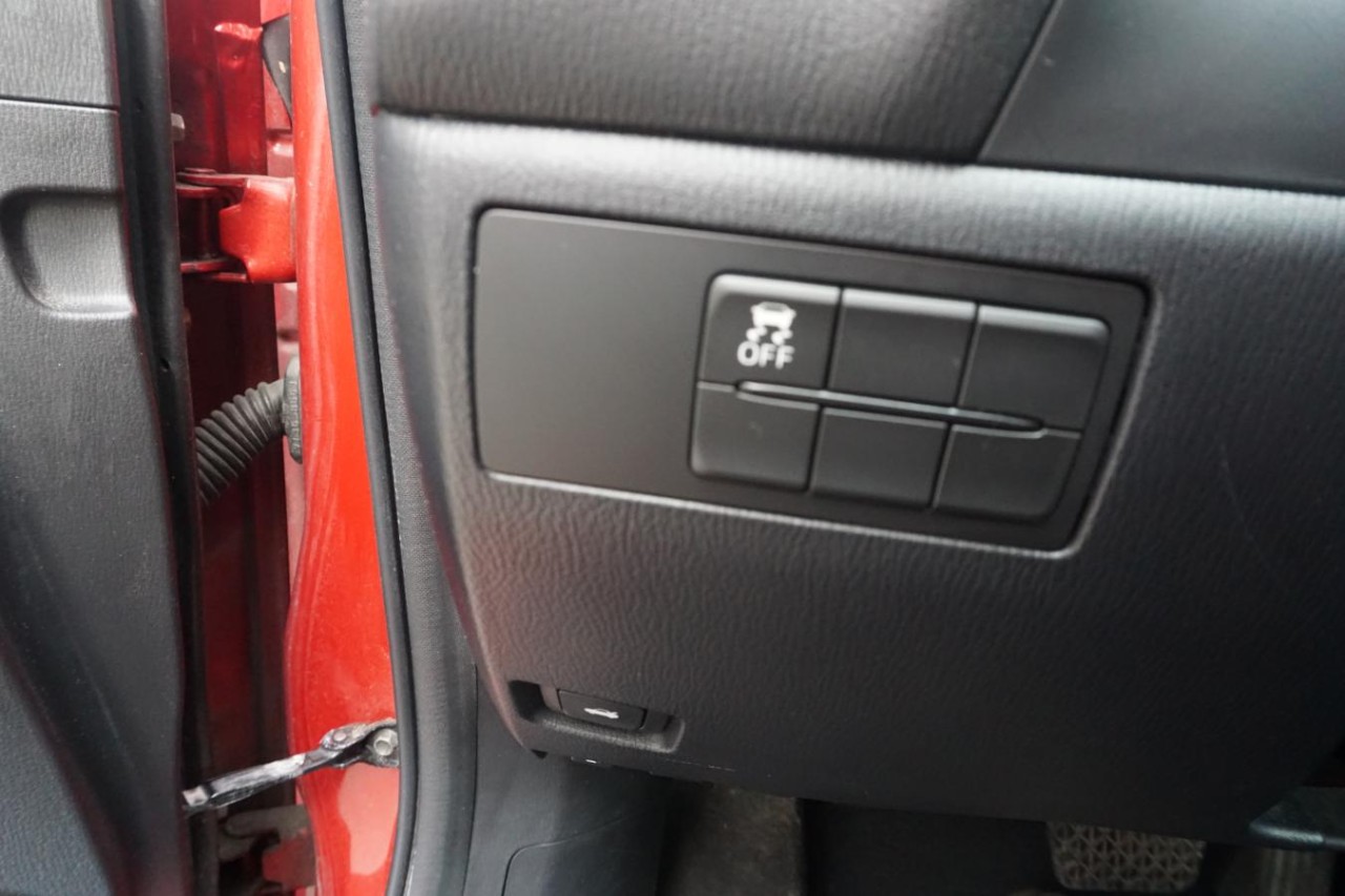 2015 Mazda Mazda3 GS Automatic Fully loaded Camera Mags Main Image