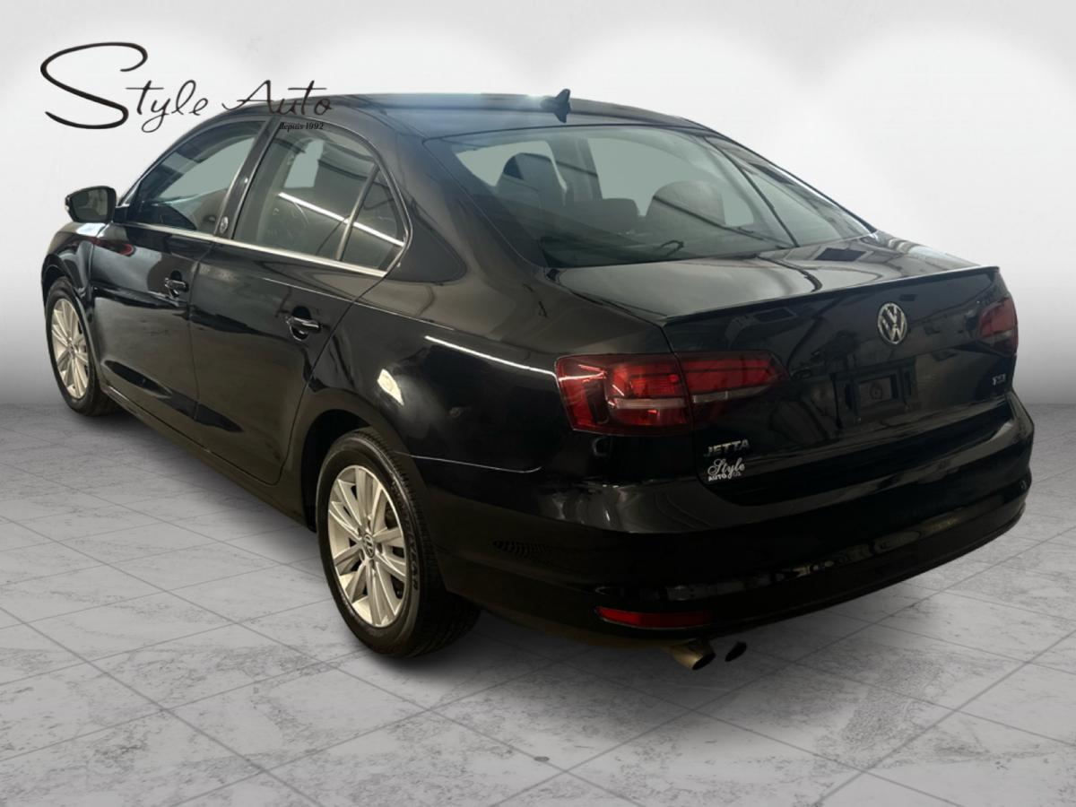 2017 Volkswagen Jetta 4dr 1.4 TSI Man Wolfsburg Edition Main Image