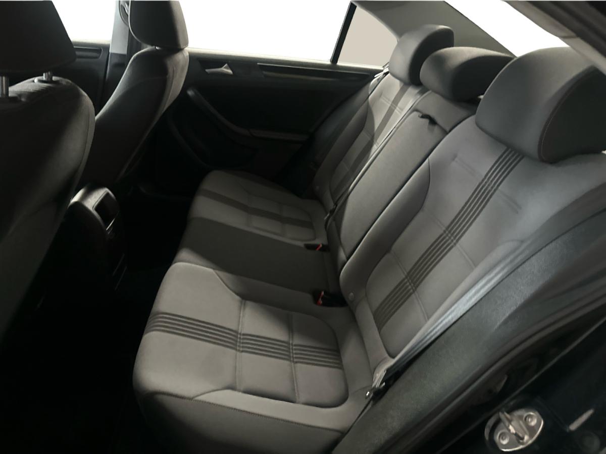 2017 Volkswagen Jetta 4dr 1.4 TSI Man Wolfsburg Edition Main Image