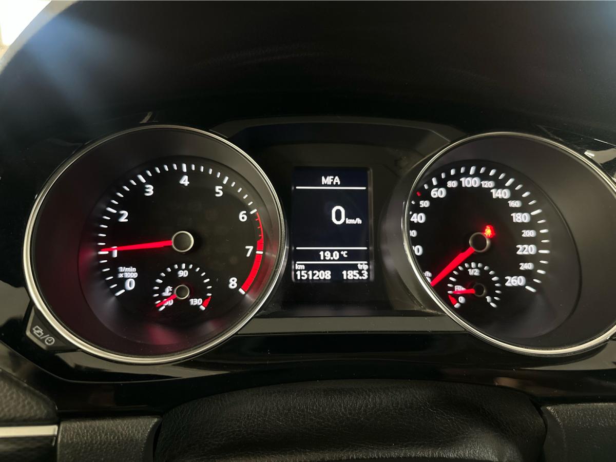 2017 Volkswagen Jetta 4dr 1.4 TSI Man Wolfsburg Edition Main Image