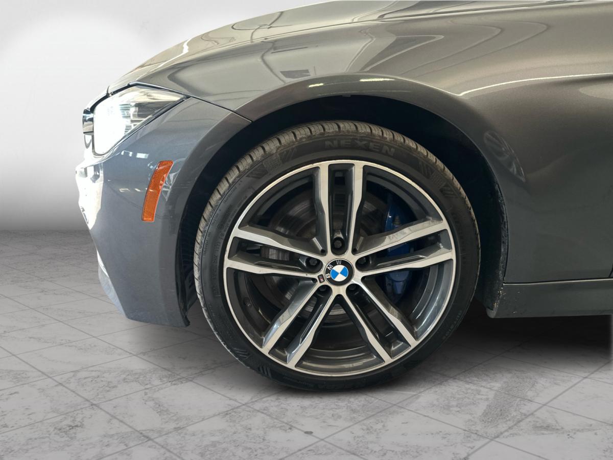 2018 BMW 3 Series Sedan Main Image