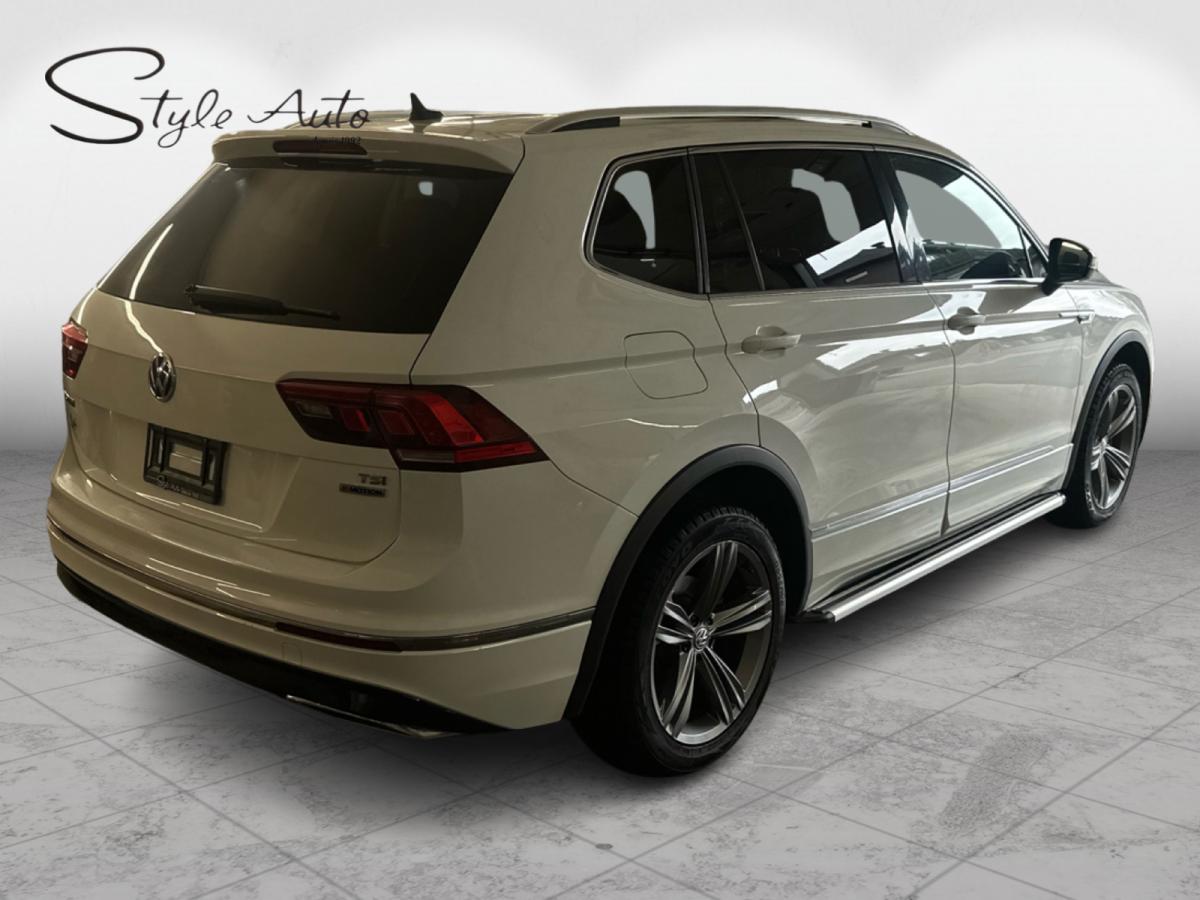 2018 Volkswagen Tiguan Highline R-Line 4MOTION Main Image