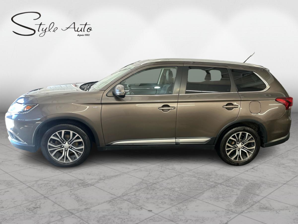 2016 Mitsubishi Outlander AWC 4dr GT Main Image
