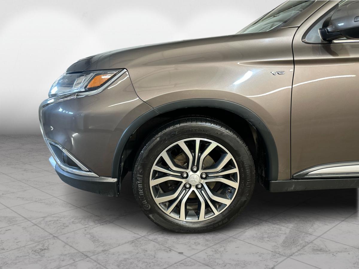 2016 Mitsubishi Outlander AWC 4dr GT Main Image
