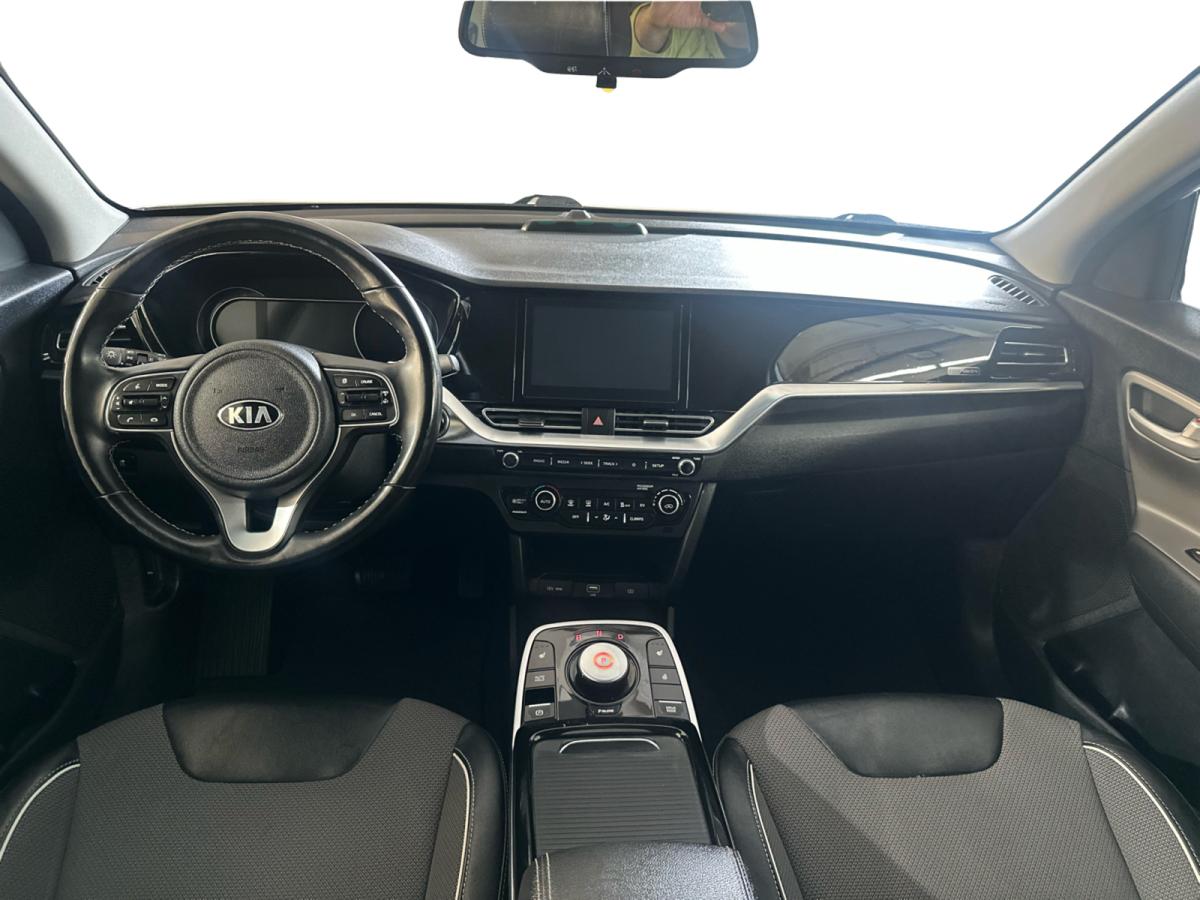 2021 Kia Niro EX FWD Main Image