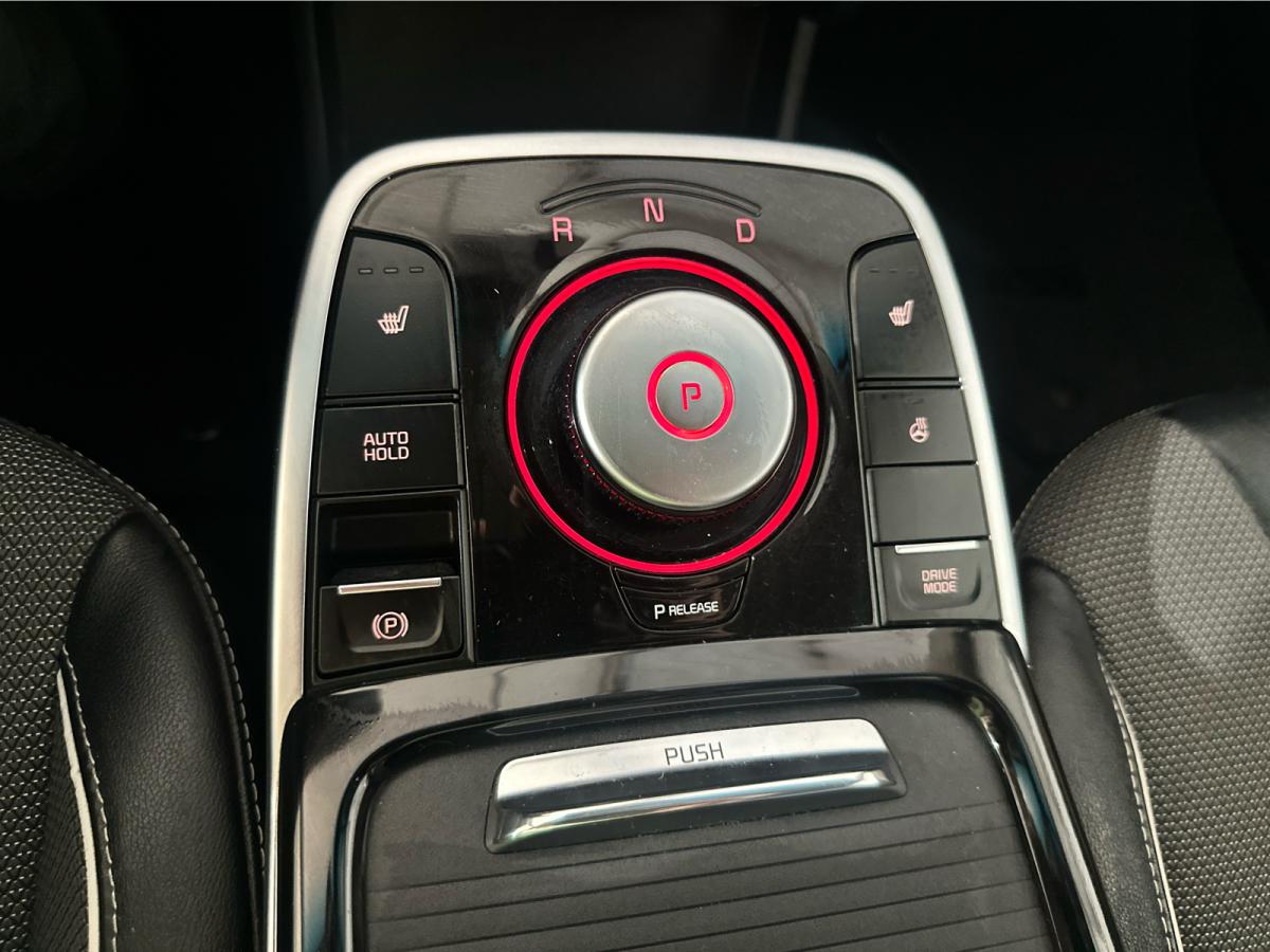 2021 Kia Niro EX FWD Main Image