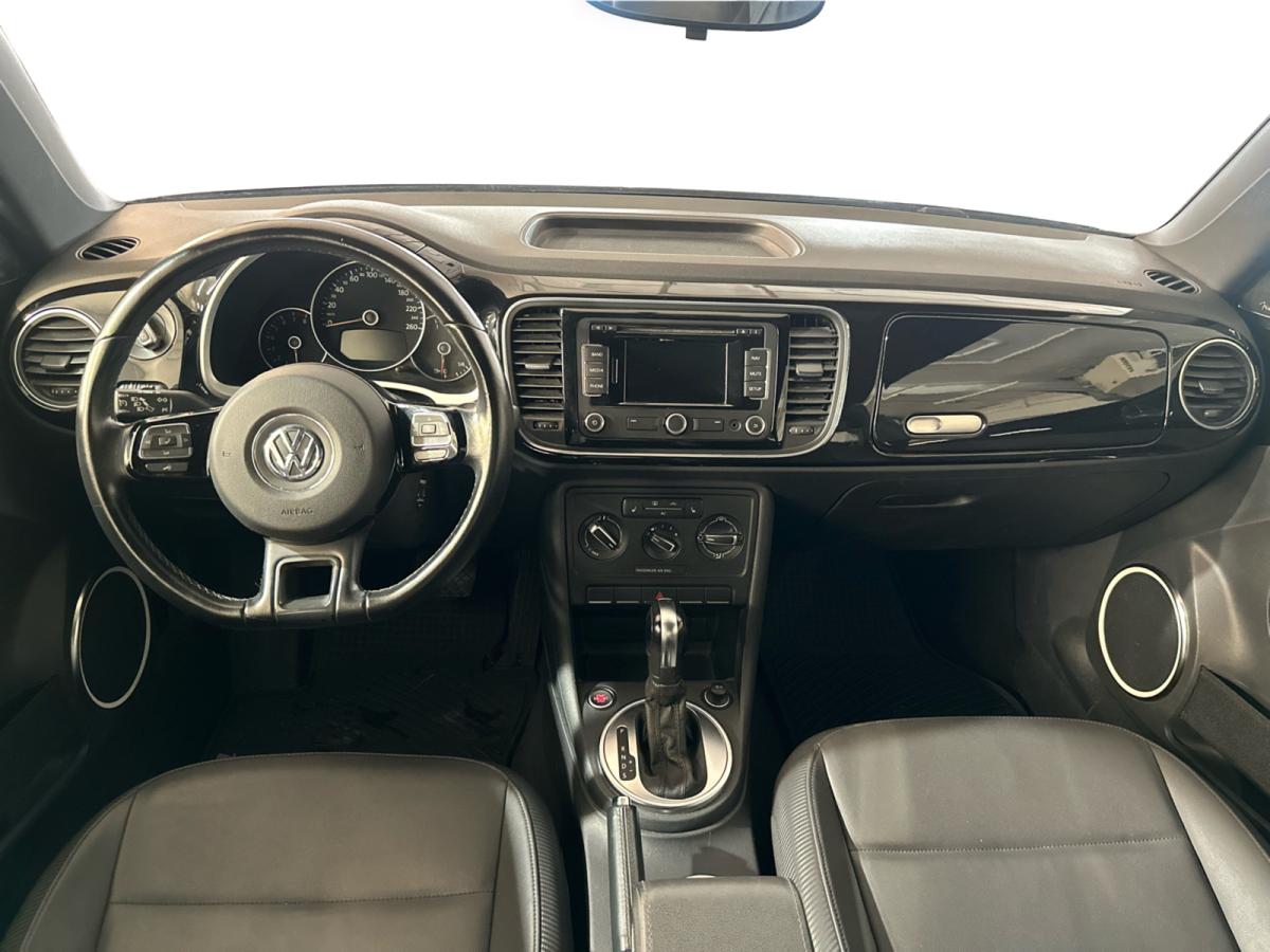 2012 Volkswagen Beetle Cpe Auto Highline Main Image