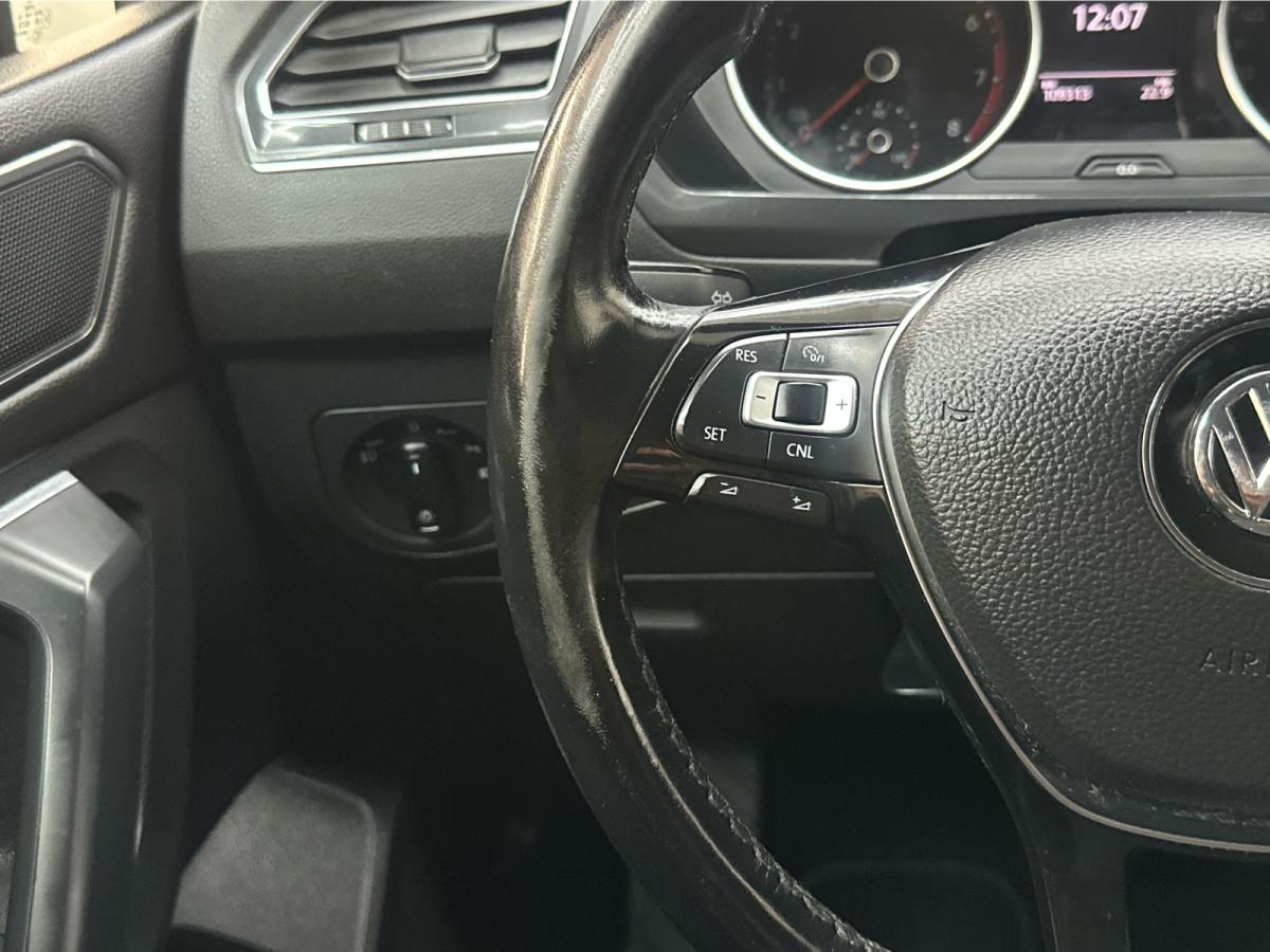 2018 Volkswagen Tiguan Trendline 4MOTION Main Image