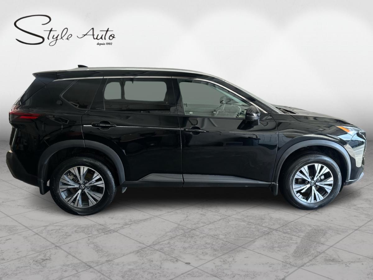 2021 Nissan Rogue AWD SV Main Image