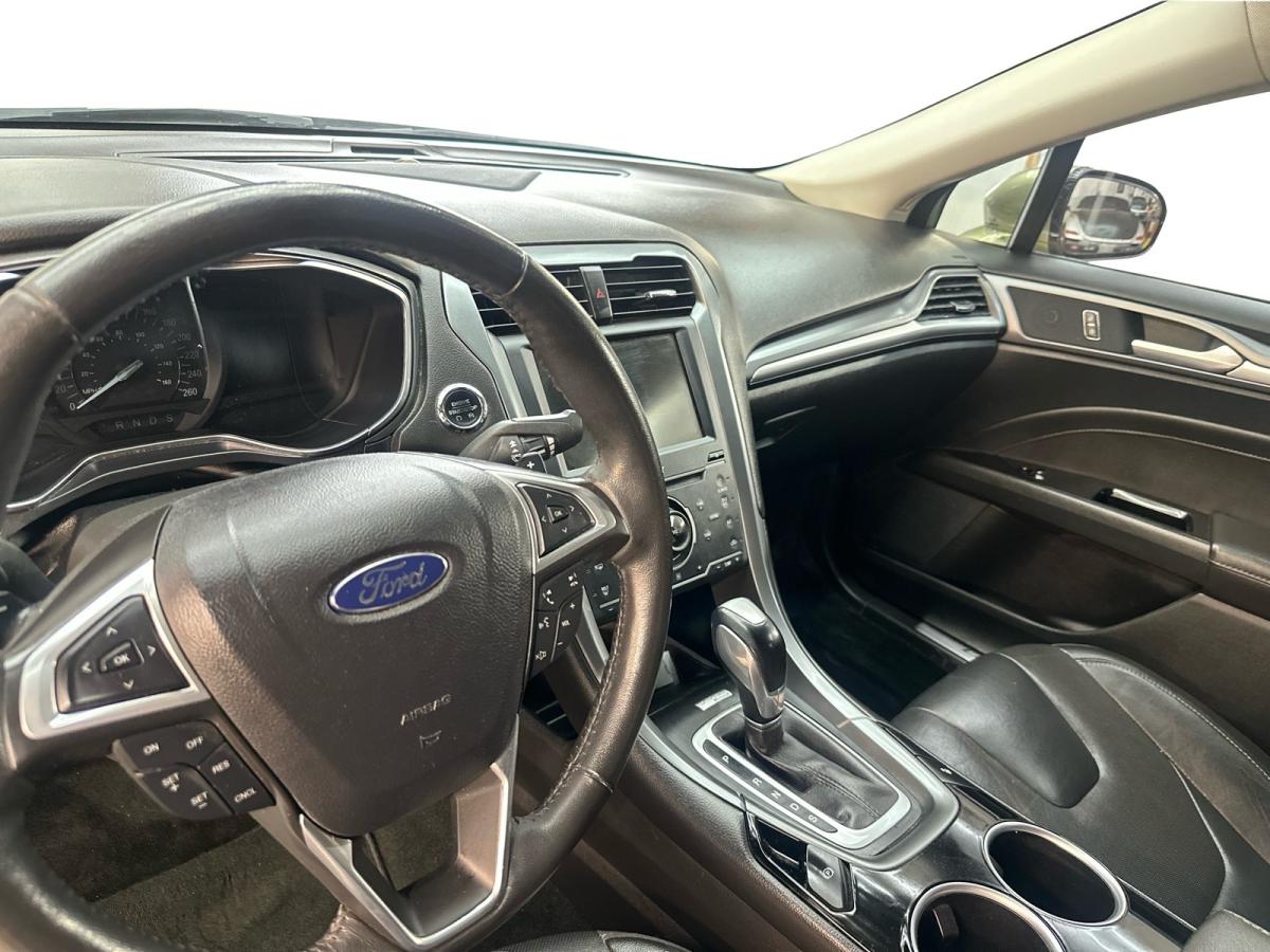 2013 Ford Fusion Titanium AWD Image principale