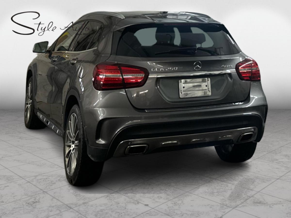 2019 Mercedes-Benz GLA250 GLA 250 4MATIC Main Image