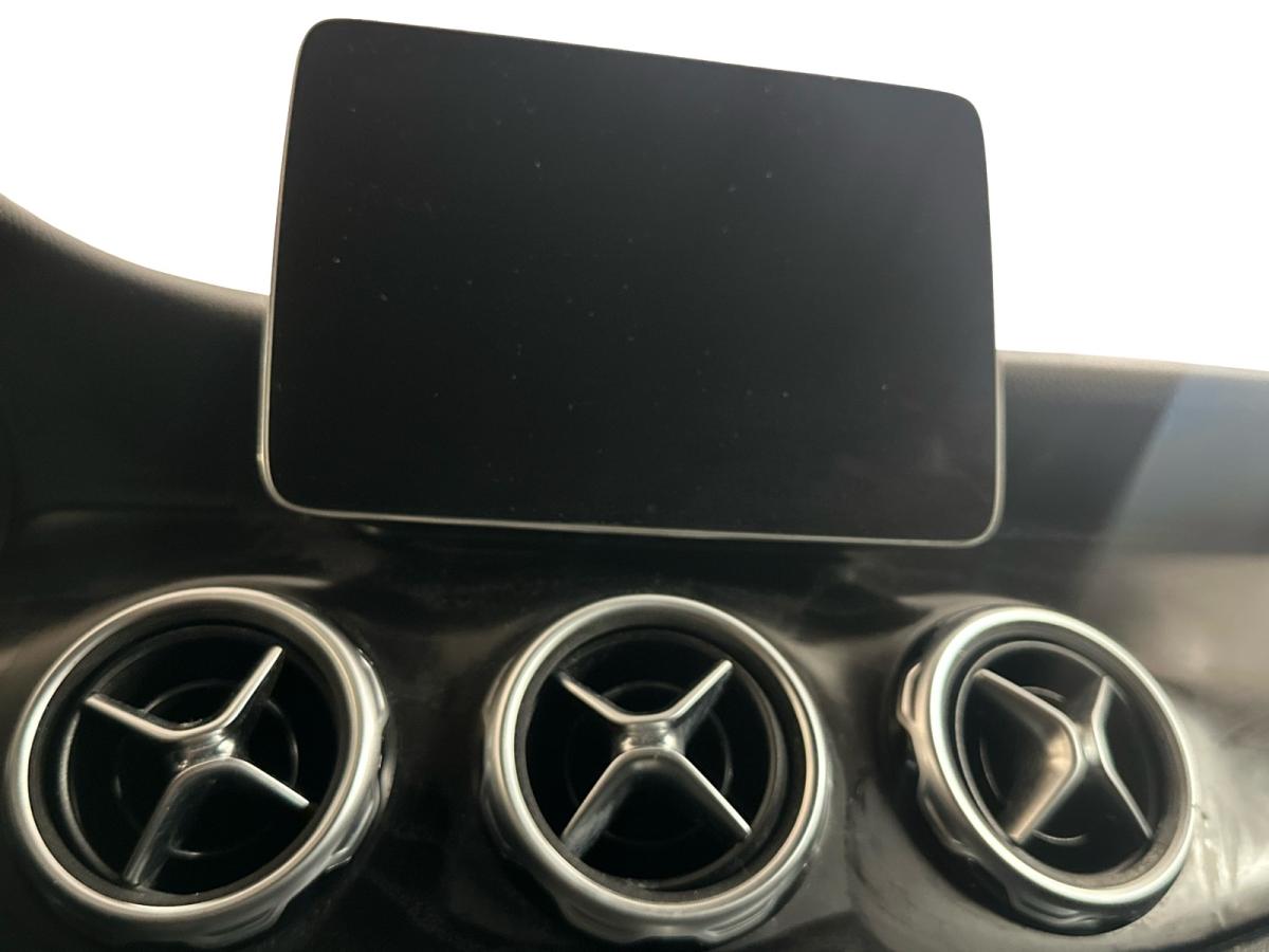 2019 Mercedes-Benz GLA250 GLA 250 4MATIC Main Image