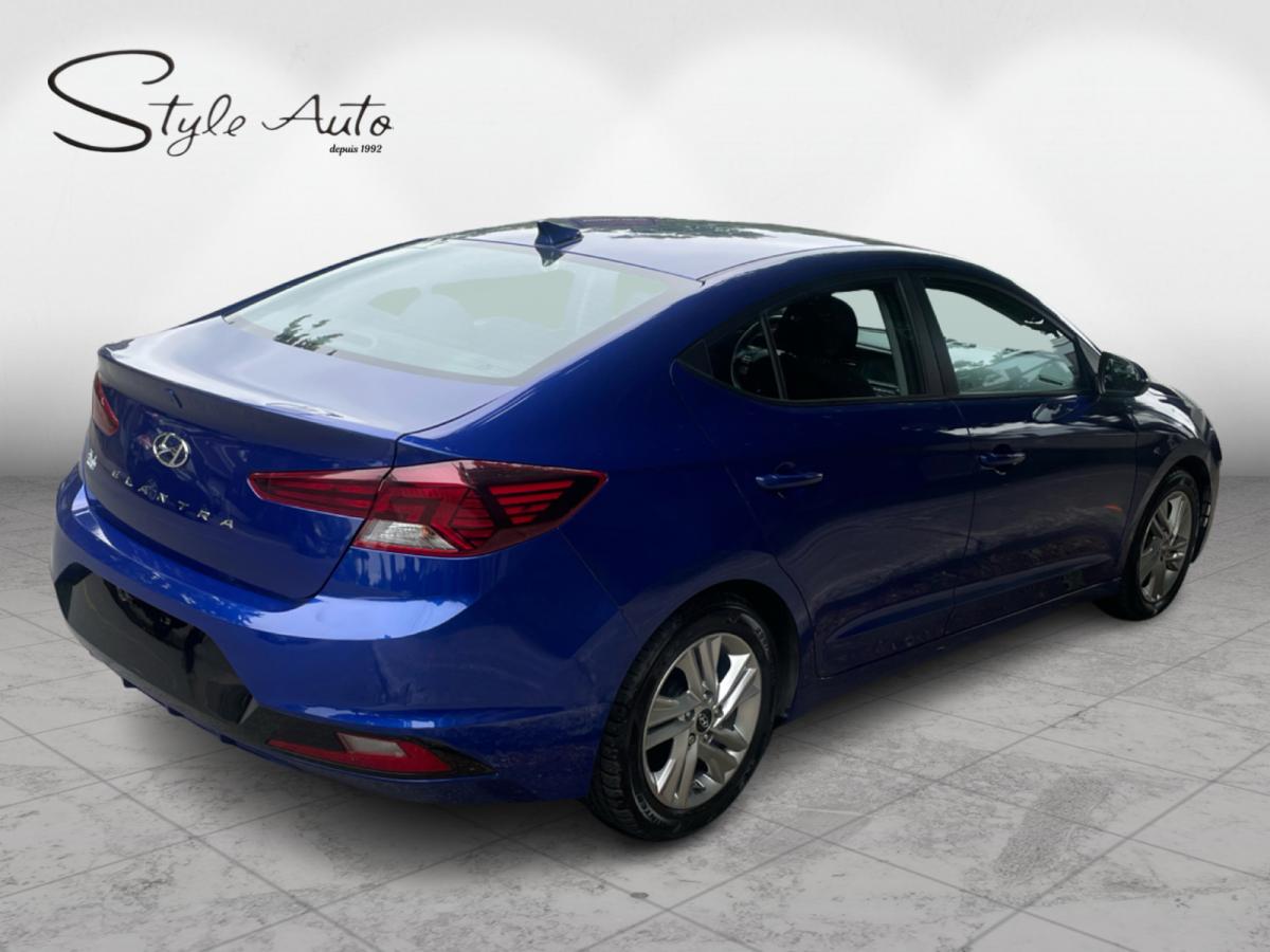 2020 Hyundai Elantra Preferred IVT Main Image