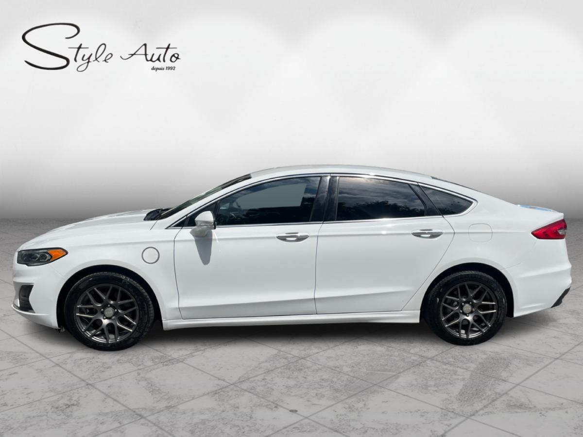 2019 Ford Fusion Energi SEL FWD Image principale