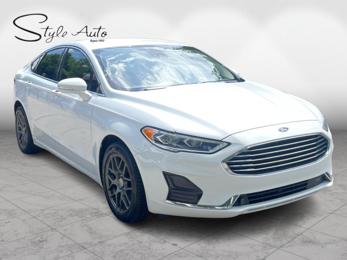 2019 Ford Fusion Energi SEL FWD Image principale