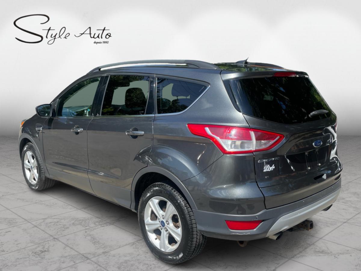 2016 Ford Escape 4WD SE Image principale