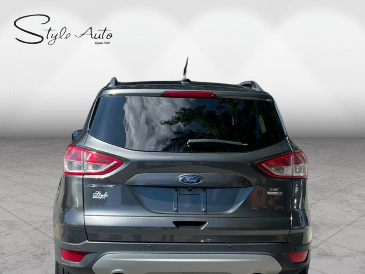 2016 Ford Escape 4WD SE Image principale