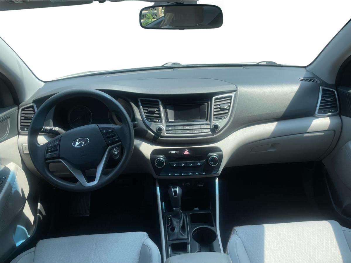 2017 Hyundai Tucson AWD 4dr 2.0L Image principale