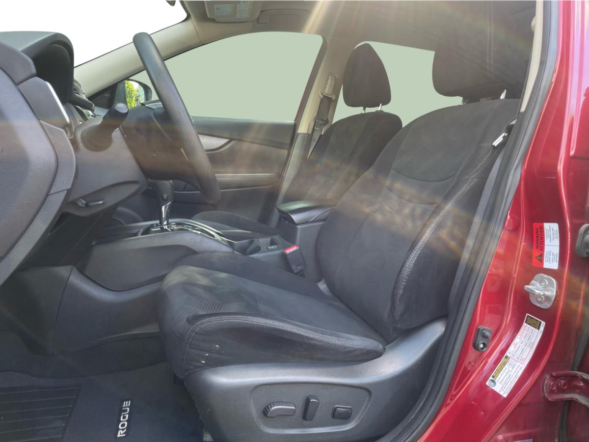 2016 Nissan Rogue AWD 4dr S Image principale