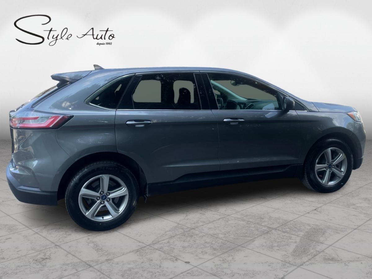 2022 Ford Edge SEL AWD Image principale