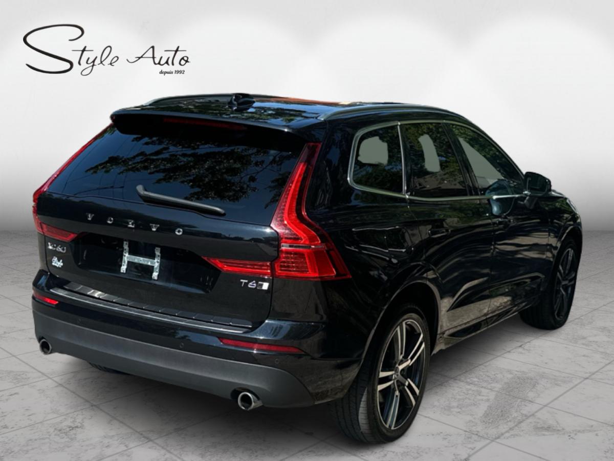 2021 Volvo XC60 T6 AWD Momentum Main Image