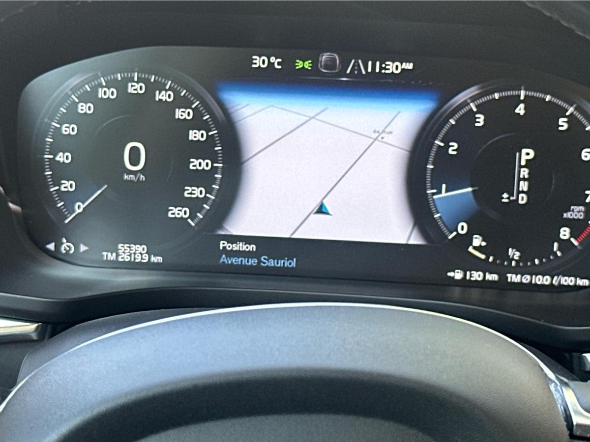 2021 Volvo XC60 T6 AWD Momentum Main Image