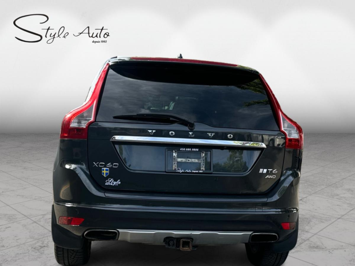 2015 Volvo XC60 AWD T6 Premier Plus Image principale