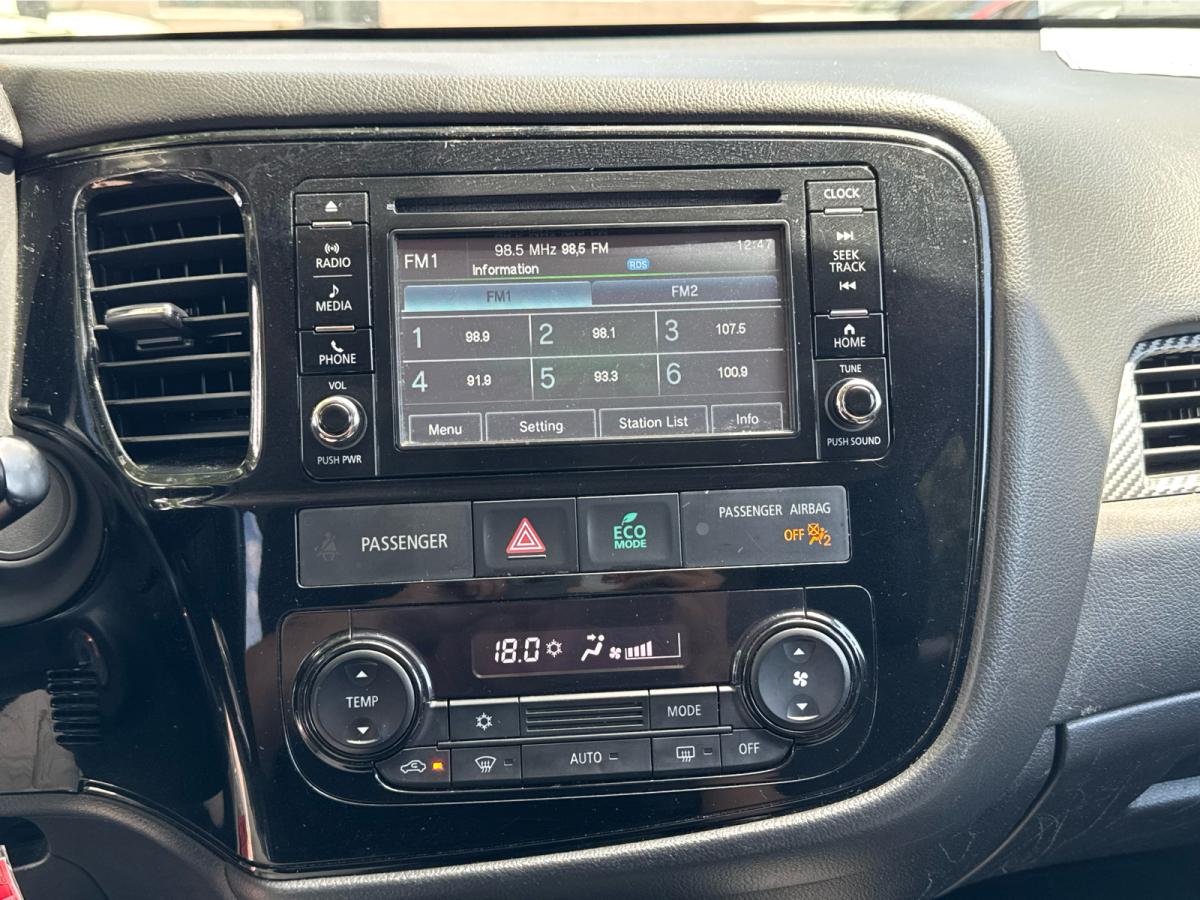 2016 Mitsubishi Outlander AWC 4dr ES Image principale