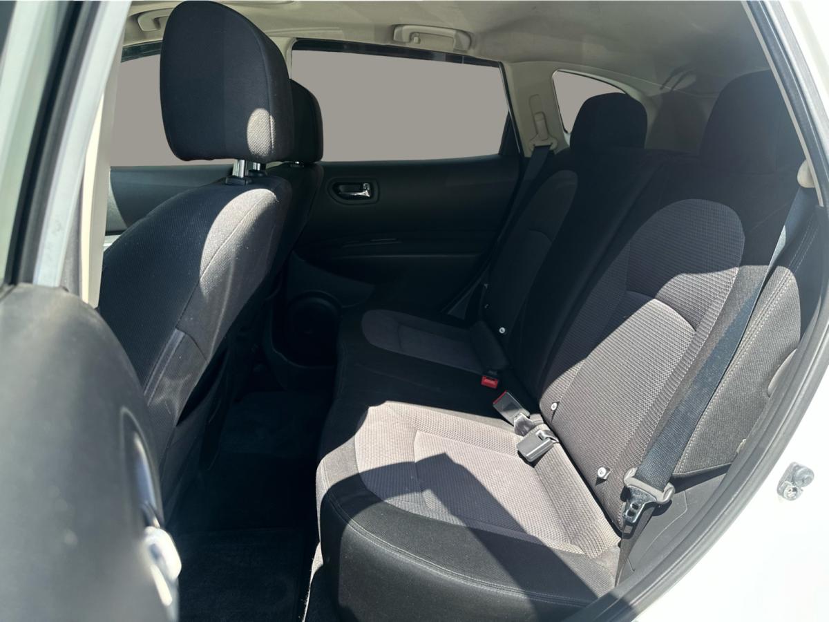 2011 Nissan Rogue FWD 4dr SV Image principale
