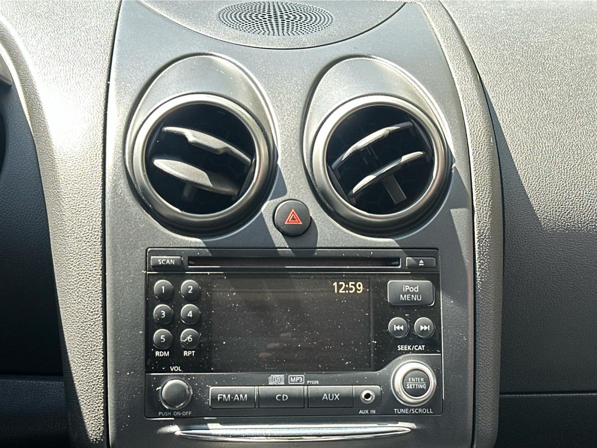 2011 Nissan Rogue FWD 4dr SV Image principale