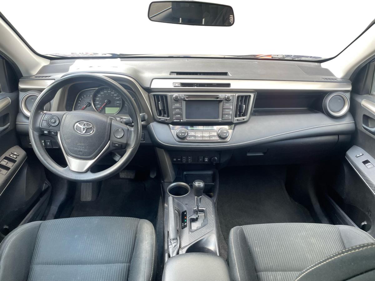2015 Toyota RAV4 AWD 4dr XLE Main Image