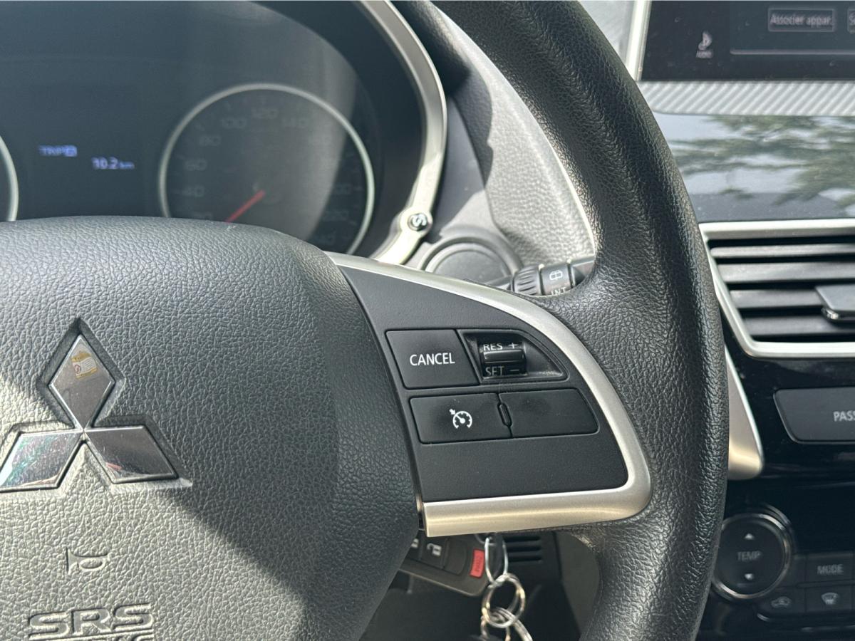 2020 Mitsubishi Eclipse Cross ES S-AWC Main Image