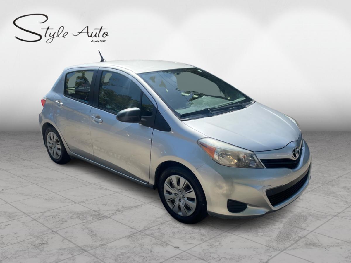 2013 Toyota Yaris 5dr HB Man LE Image principale