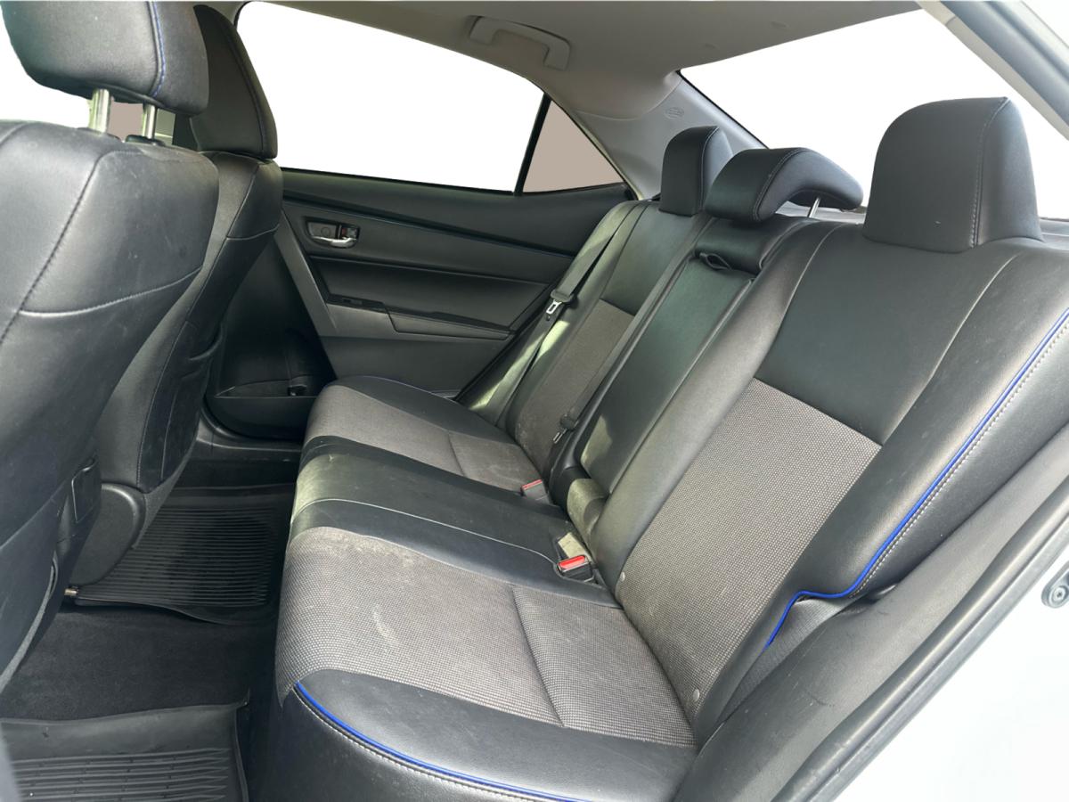 2017 Toyota Corolla 4dr Sdn Man CE Image principale