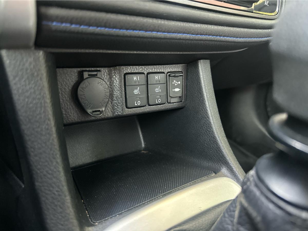 2017 Toyota Corolla 4dr Sdn Man CE Image principale