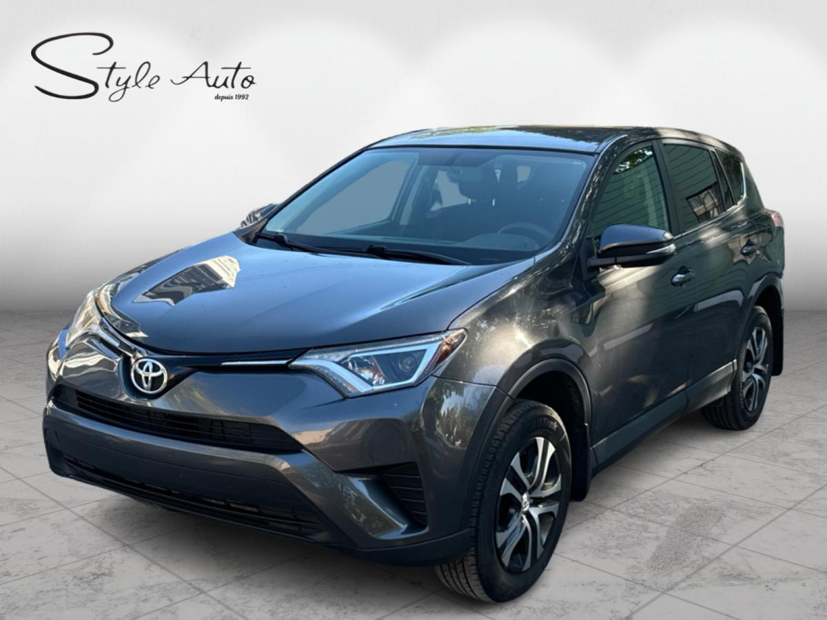 2016 Toyota RAV4 LE Main Image