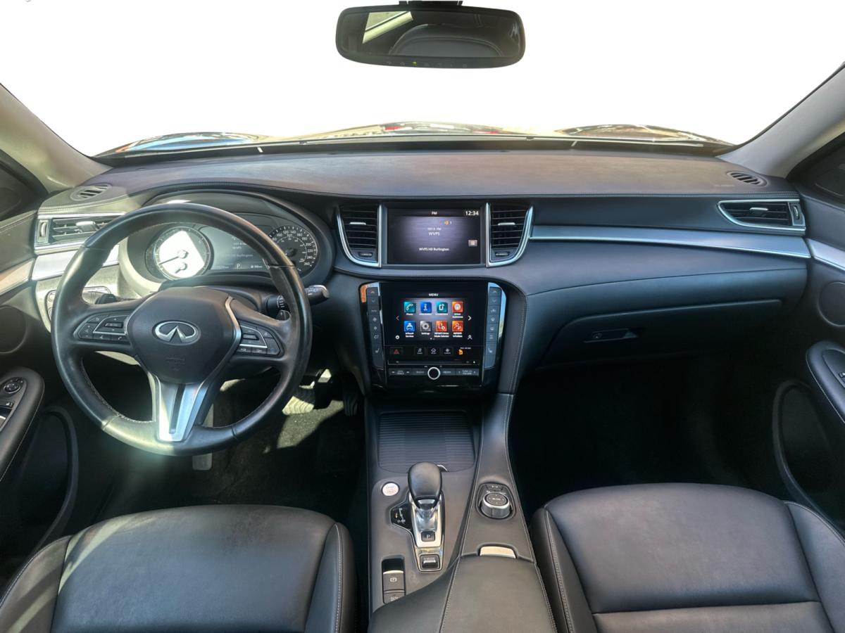 2021 Infiniti QX50 LUXE AWD Main Image