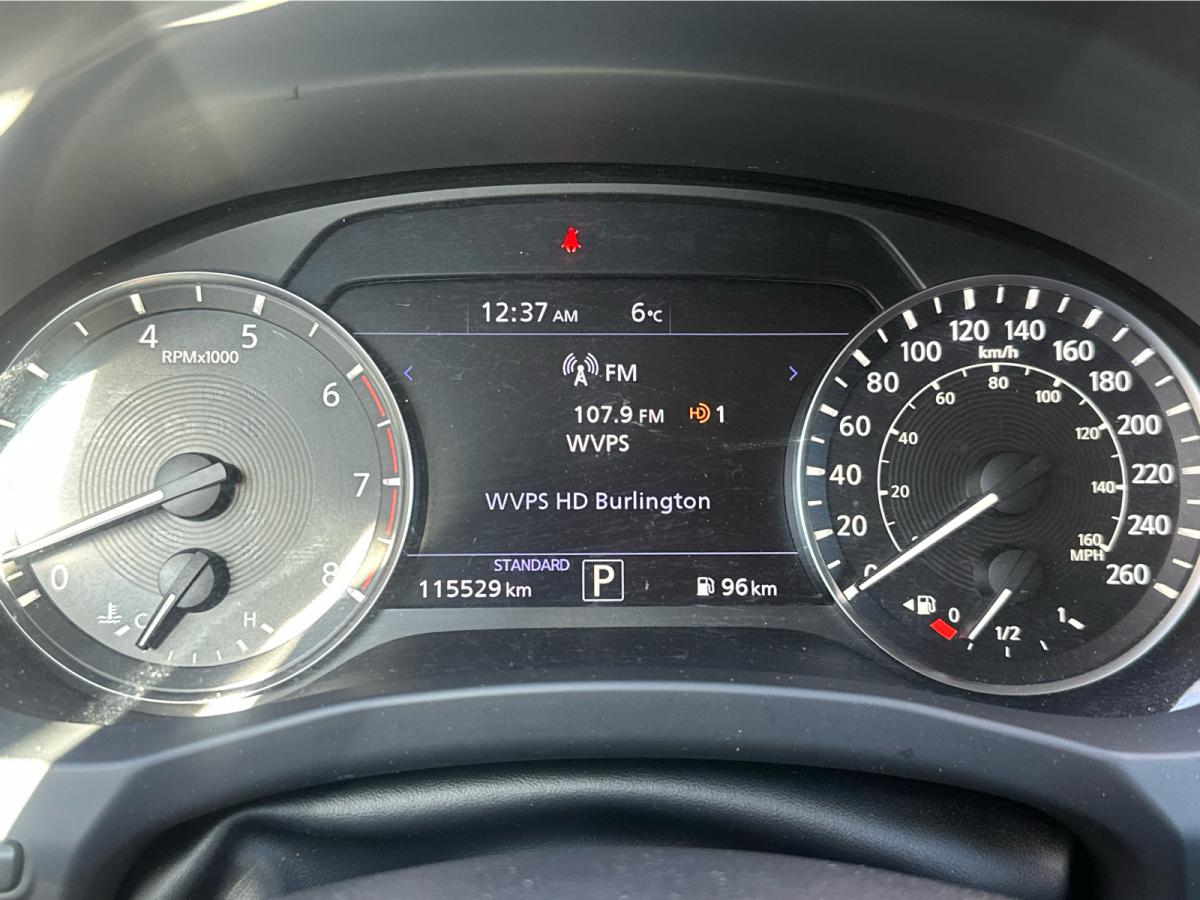 2021 Infiniti QX50 LUXE AWD Main Image