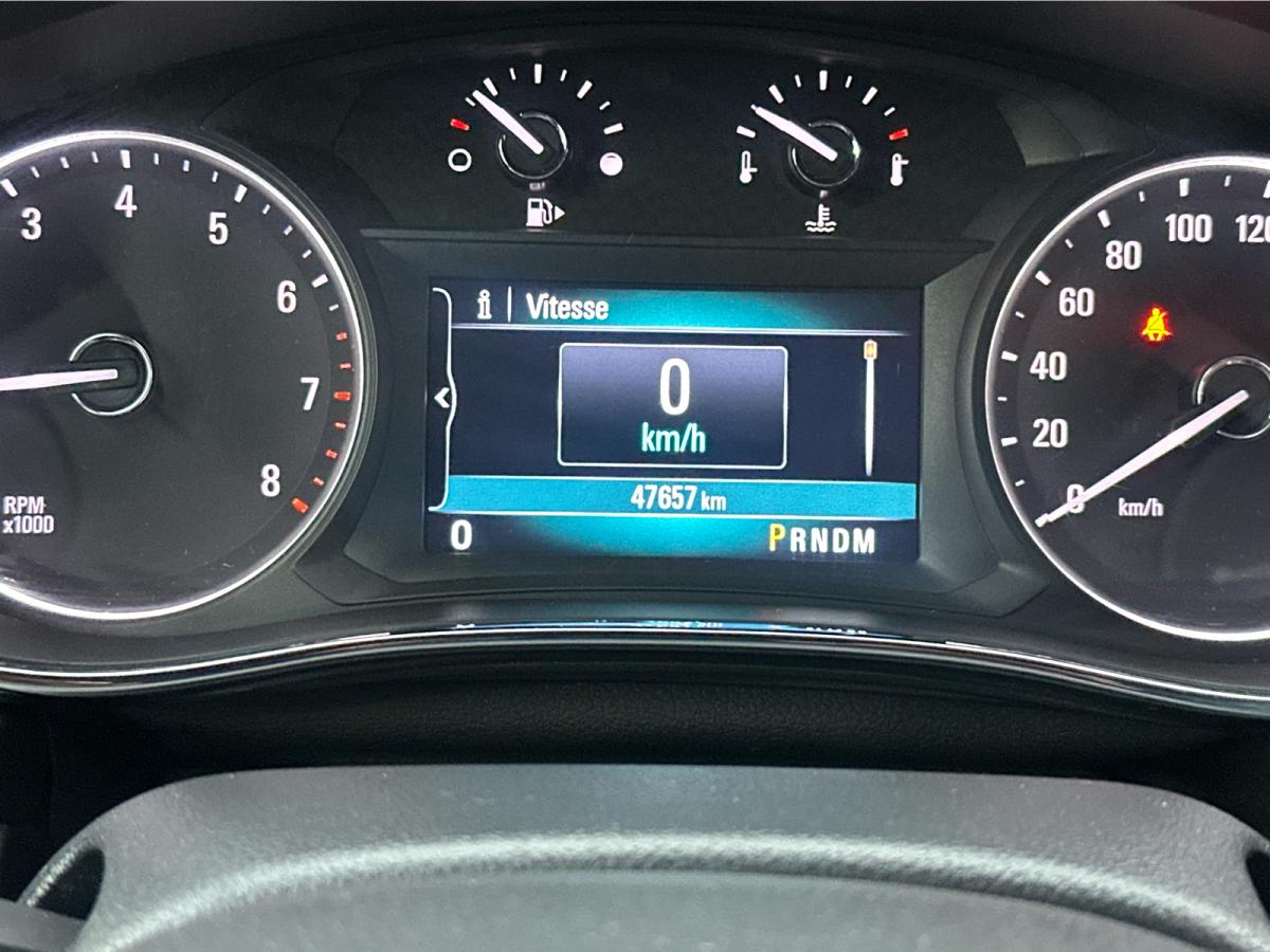 2017 Buick Encore Essence AWD Image principale