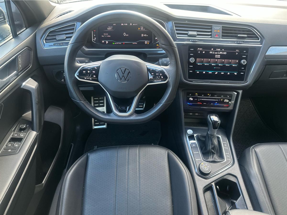 2023 Volkswagen Tiguan Comfortline R-Line Black Edition 4MOTION Image principale