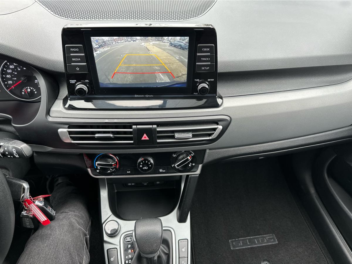 2021 Kia Seltos LX TA Image principale