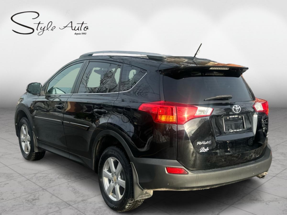 2014 Toyota RAV4 AWD  XLE Main Image