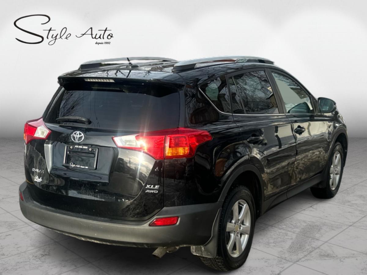 2014 Toyota RAV4 AWD  XLE Main Image