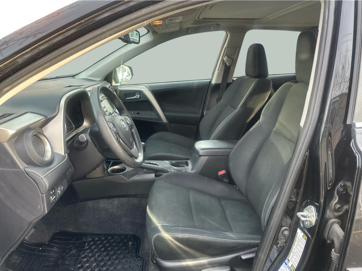 2014 Toyota RAV4 AWD  XLE Main Image