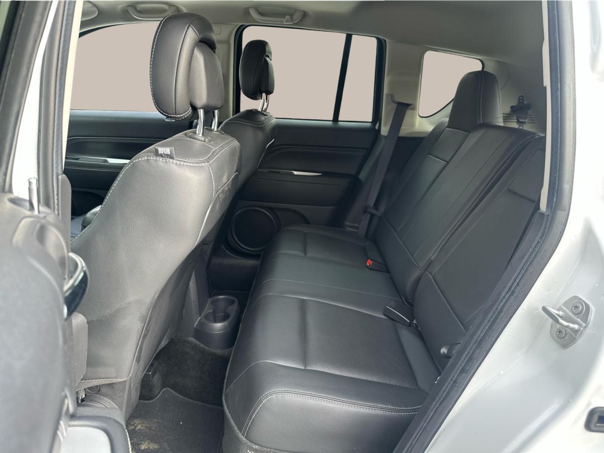 2016 Jeep Compass 4WD 4dr High Altitude Main Image