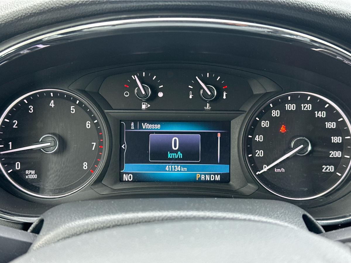 2019 Buick Encore Sport Touring Main Image