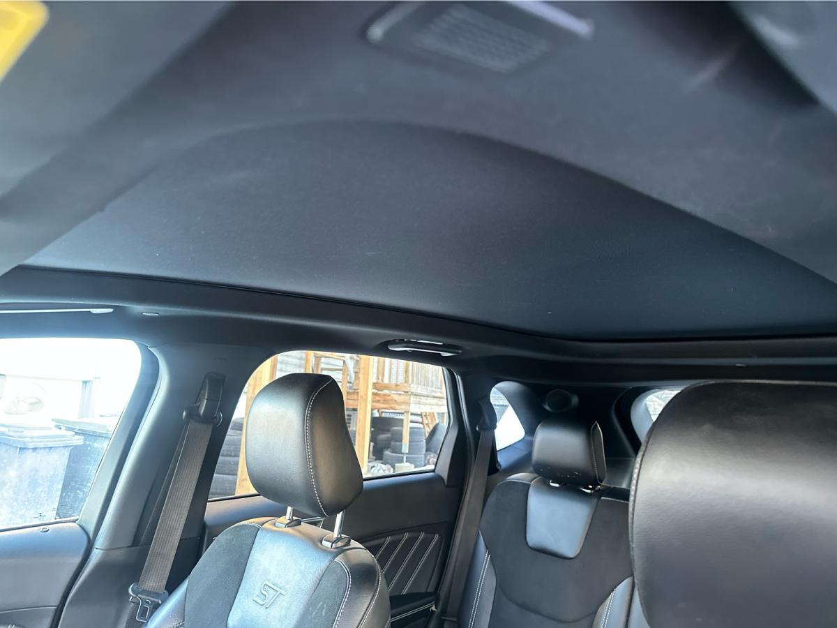 2022 Ford Edge ST AWD Image principale