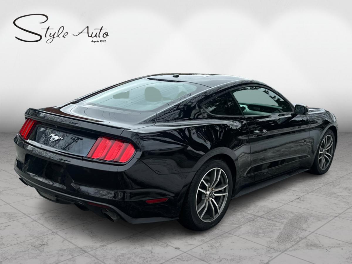 2015 Ford Mustang Fastback EcoBoost Image principale