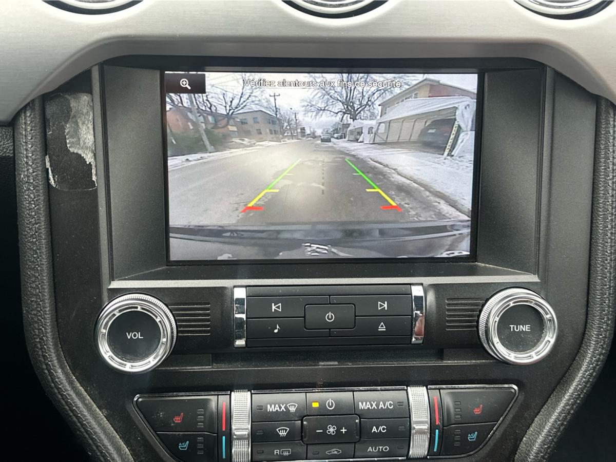 2015 Ford Mustang Fastback EcoBoost Image principale